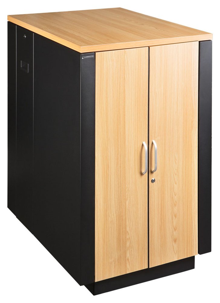 Шкаф коммутационный Lanmaster Soundproof (LAN-DC-CBSP-24U-WD) напольный 24U 750x1130мм пер.дв. с шумоизол. 2 бок.пан. без задн.дв. 1000кг 186кг с вентилятором