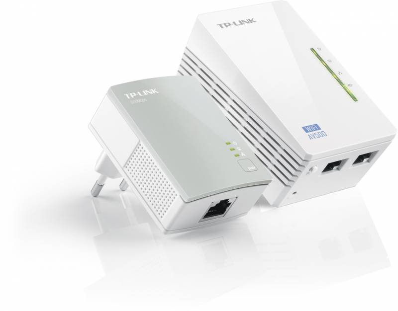 Сетевой адаптер HomePlug AV TP-Link TL-WPA4220 KIT AV600 Fast Ethernet
